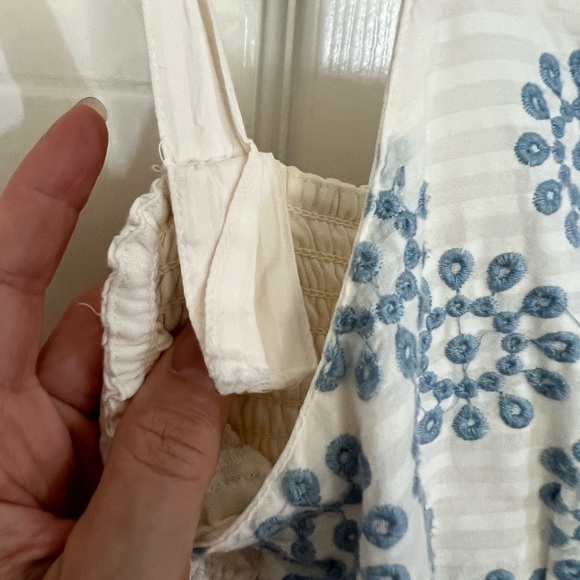 American eagle white maxi dress with embroidered blue flowers size M - Picture 9 of 12